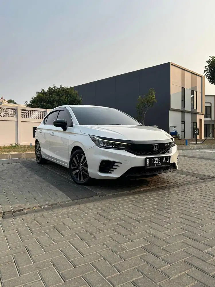 TDP 10jt !! Honda City 1.5 RS Hatchback AT 2022 Putih Kondisi Istimewa