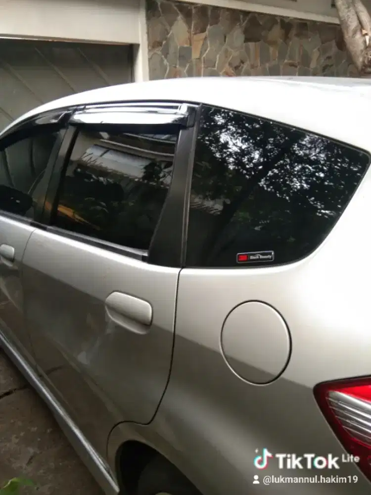 Solusi tepat pasang kaca film mobil