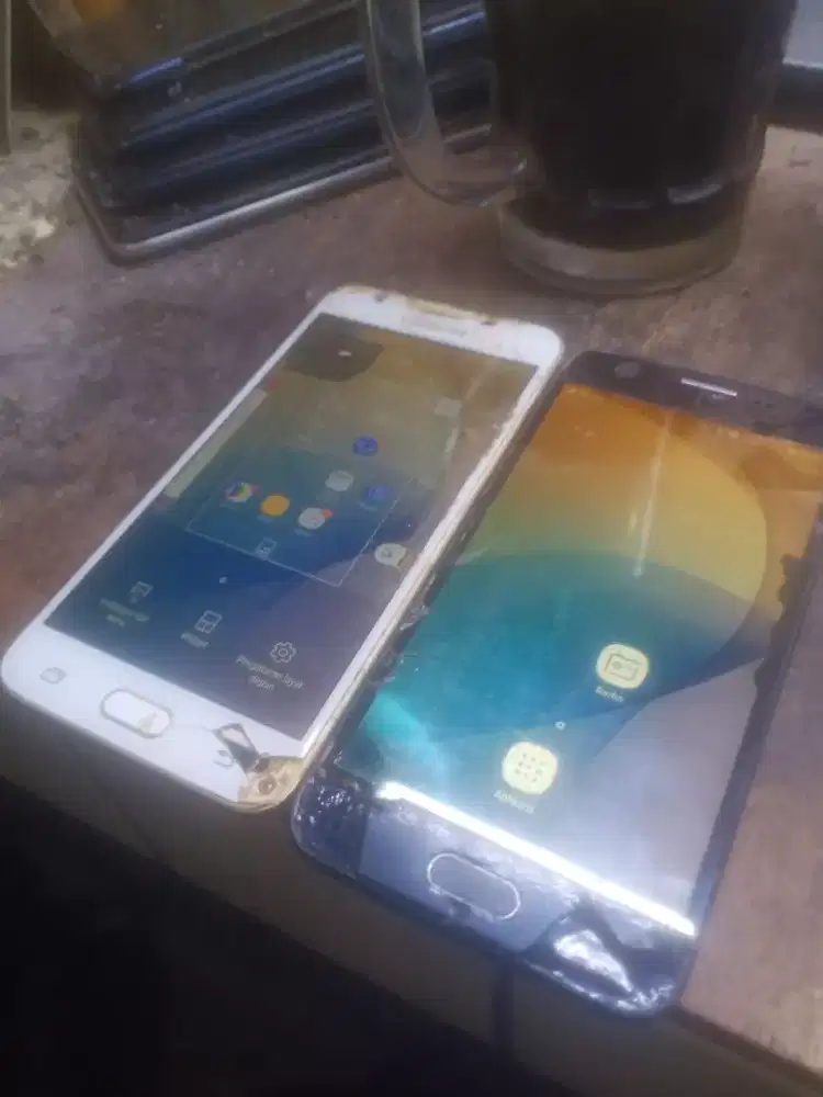 Samsung j5 pro 3/32 minus lcd