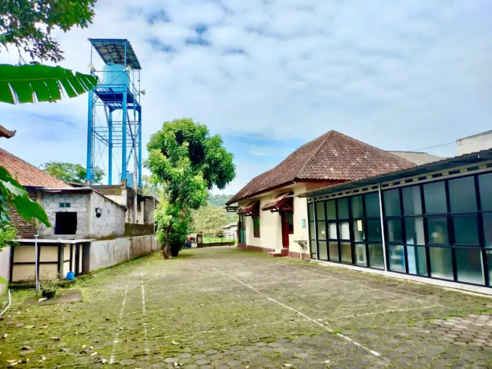 Dijual cepat klinik aktif gunungpati LT 1840 strategis view cantik