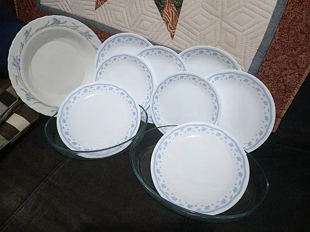 Piring / mangkok / pajangan Pyrex + Corelle + Arcopal