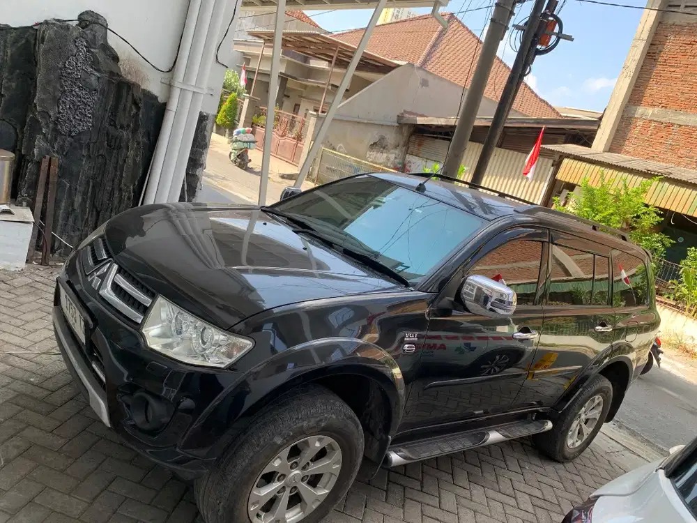 Pajero dakar 2015 matic lengkap hidup