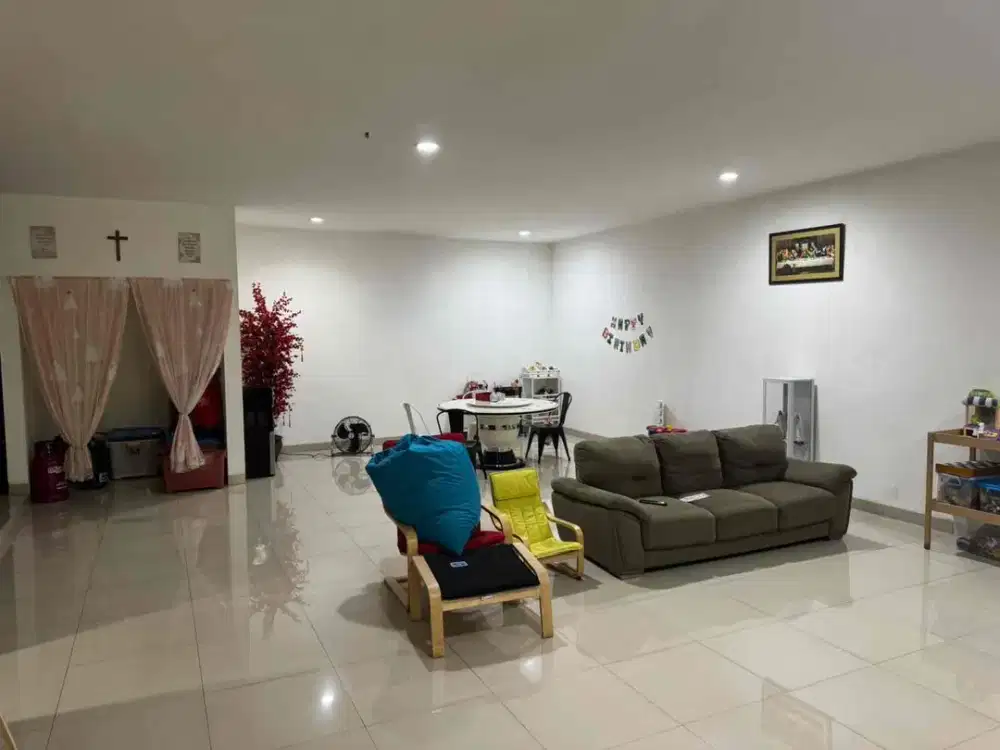 Dijual Rumah Golf Lake Residence Jakarta Barat | 10×20 m | 2,5 Lantai | SHM | Rp5,99 M