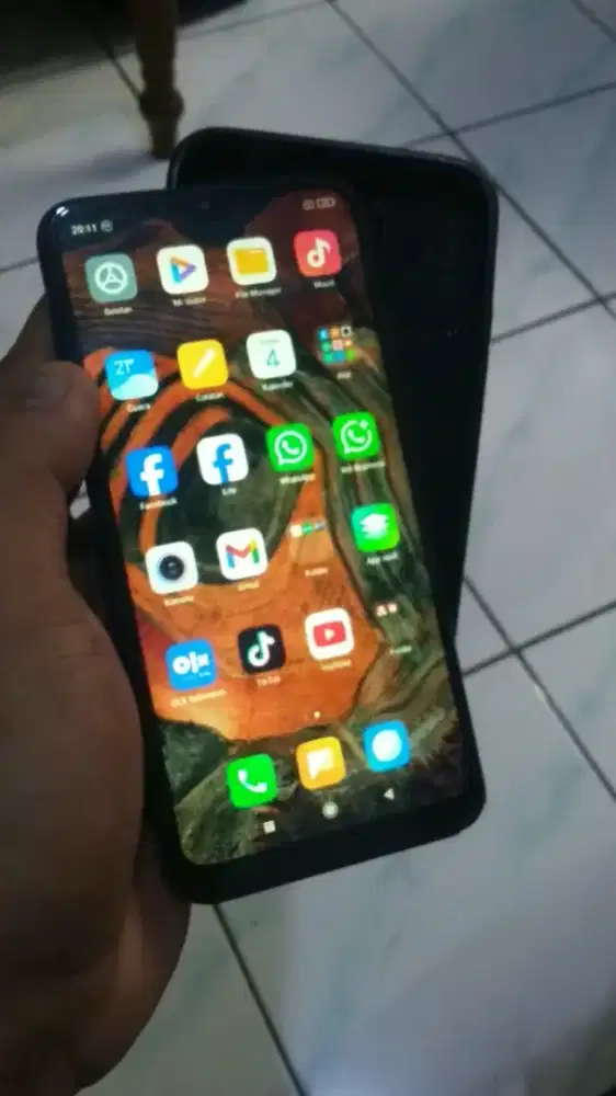 Redmi 8 ram 4/64 batangan