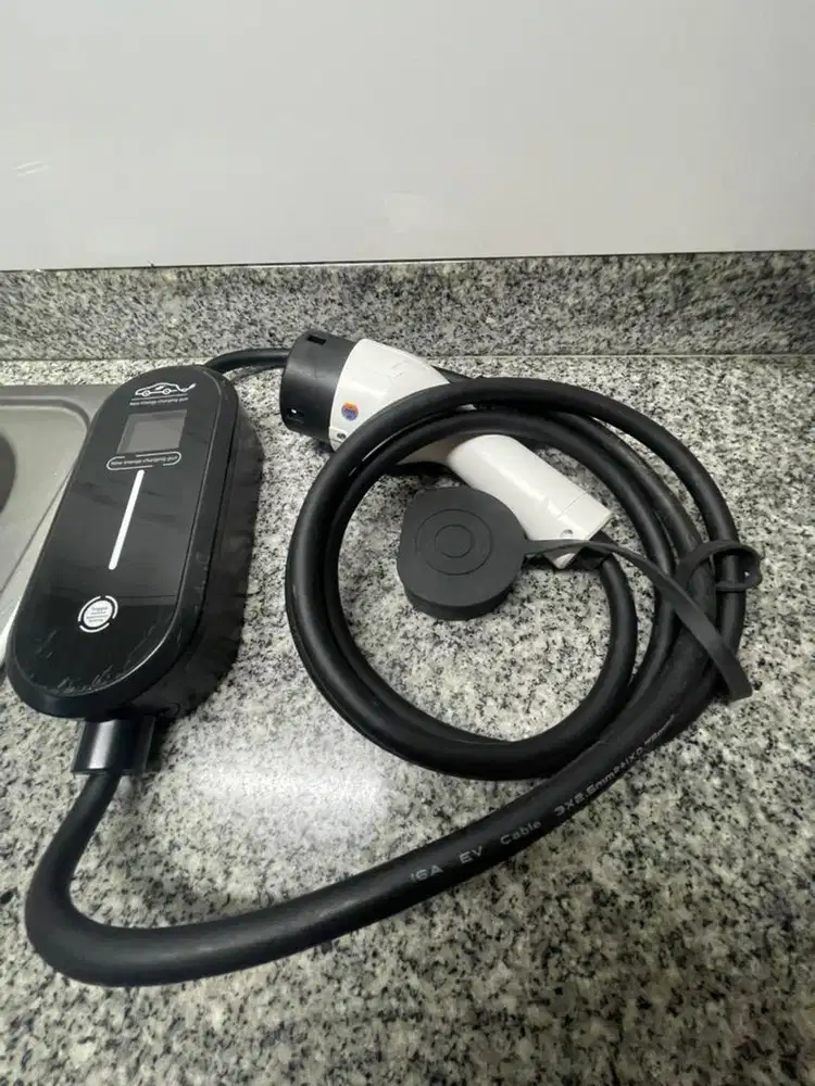 Portable charger EV condition 98%