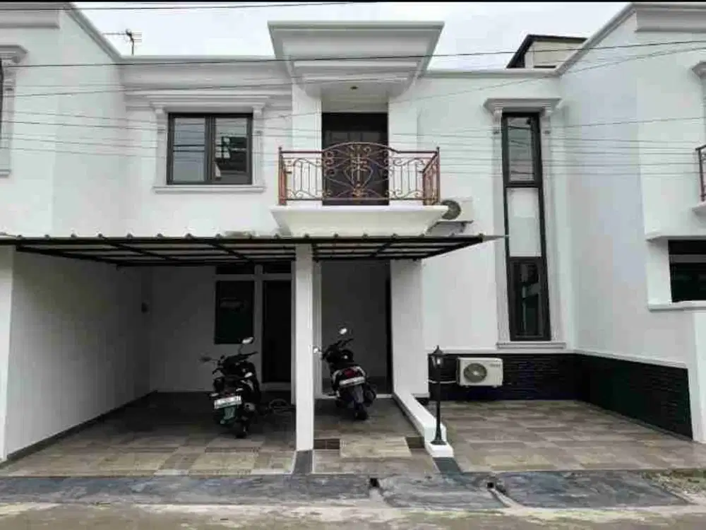 Dijual Rumah Townhouse Cipinang Jakarta Timur LT 133 LB 220 SHM