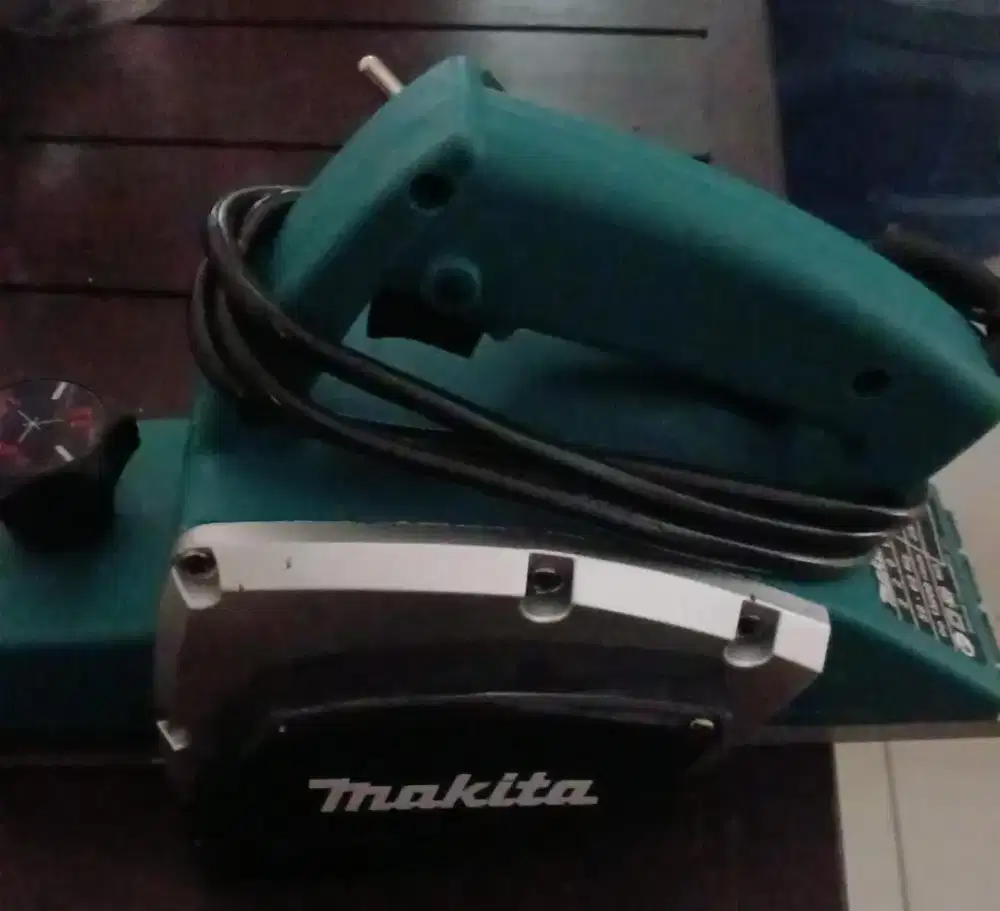 DIJUAL CEPAT MESIN PLANER MAKITA N1900B - BARU GRESS
