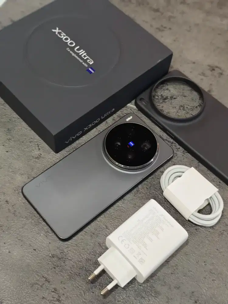 Vivo X300 Ultra 16/512 Gb Garansi 2 tahun