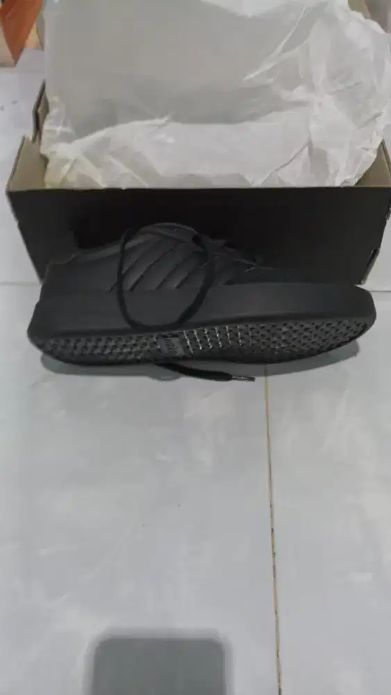 sepatu Adidas bareda