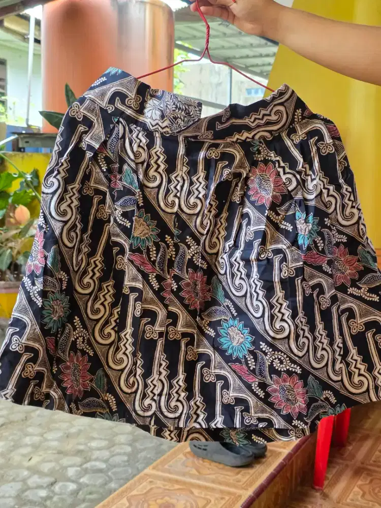 DIJUAL ROK BATIK PRELOVED LIKE NEW
