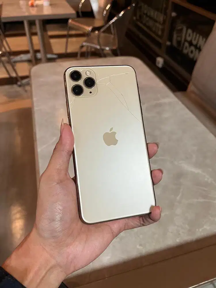 Dijual iPhone 11 Promax 64gb sinyal all operator