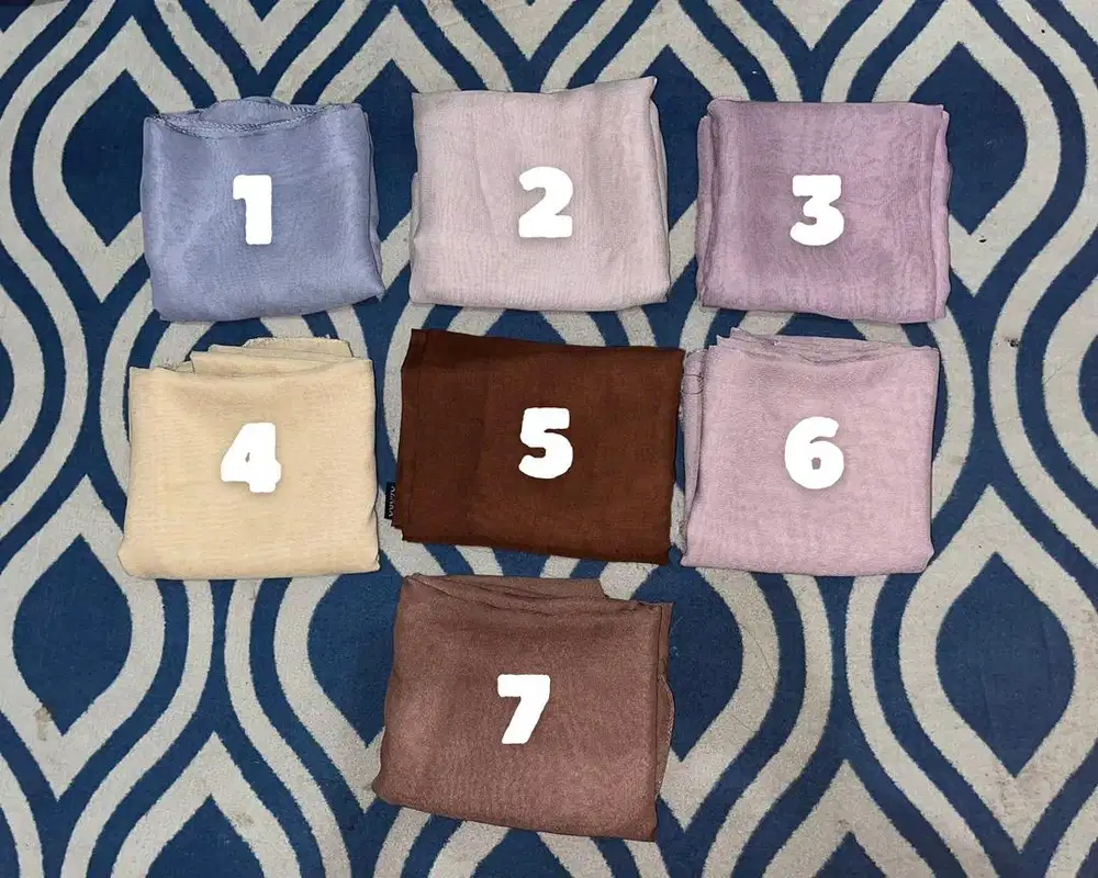 Kerudung pasmina dan segi empat