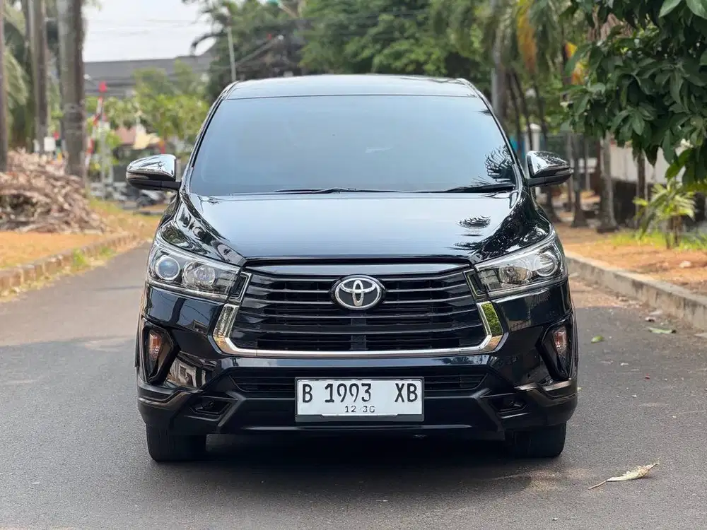 TOYOTA INNOVA VENTURER 2.4 AT DIESEL 2020 HITAM SIAP PAKAI!