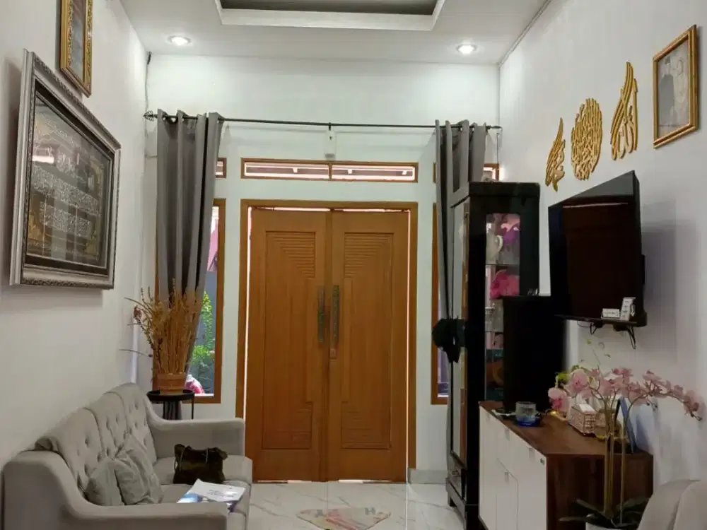 Dijual Cepat siap huni Rumah 1 lantai di perumahan Ameyliza cipayung Depok