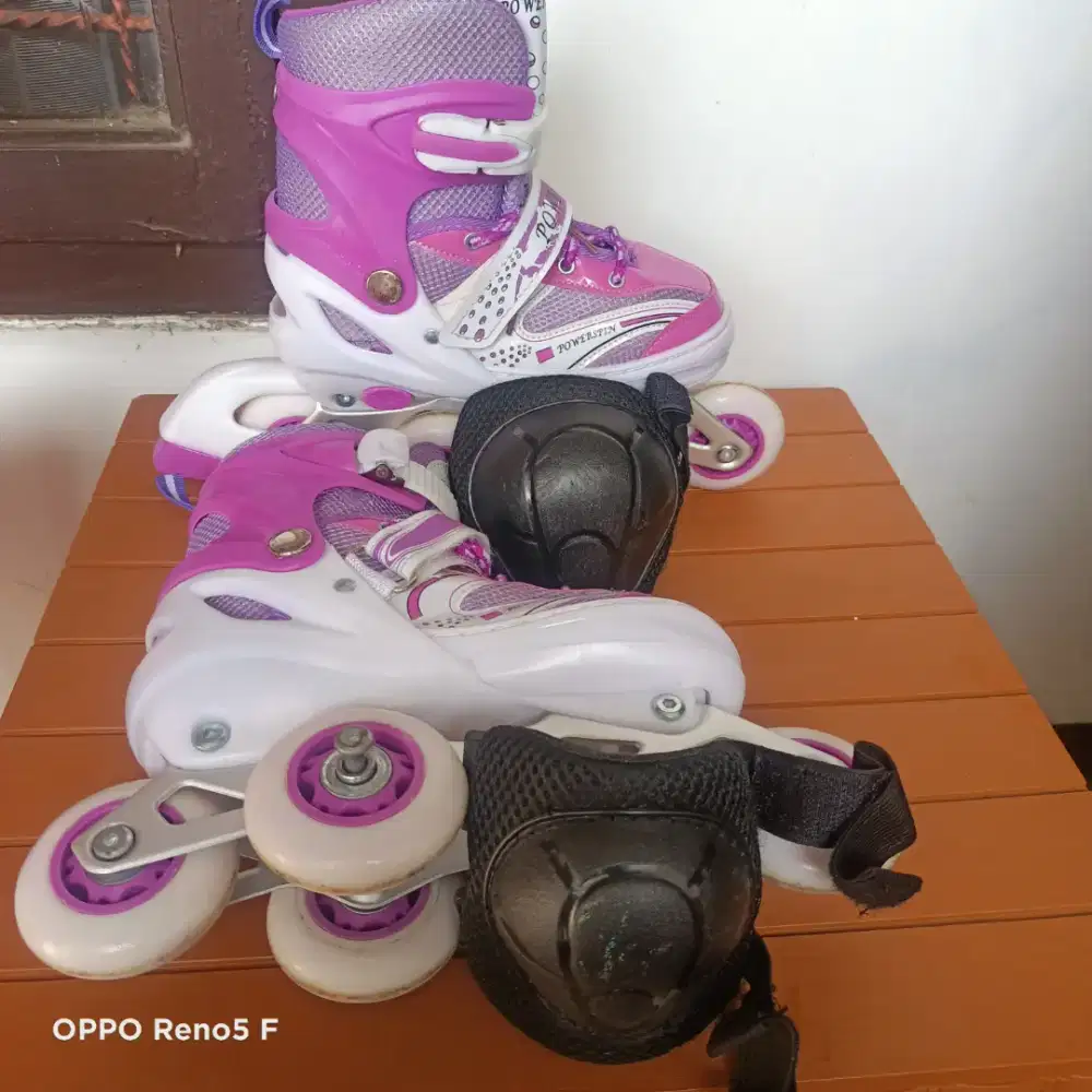 Sepatu Roda Anak Perempuan