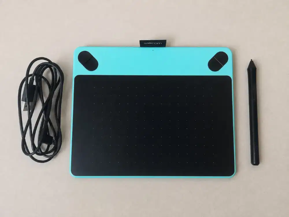Wacom Intuos CTL-490 Drawing Tablet + Pen