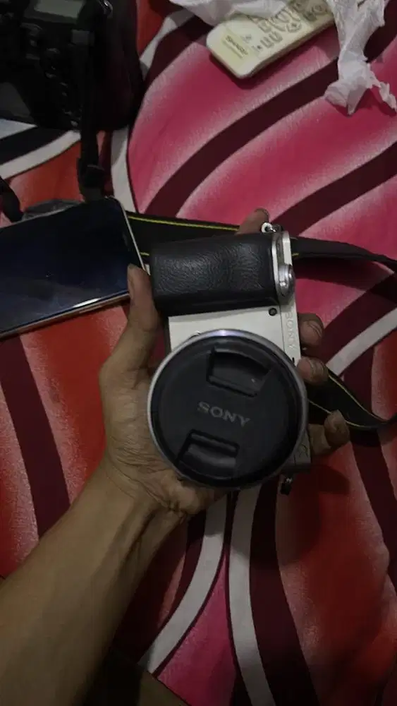 Sony a6000 sama lensa