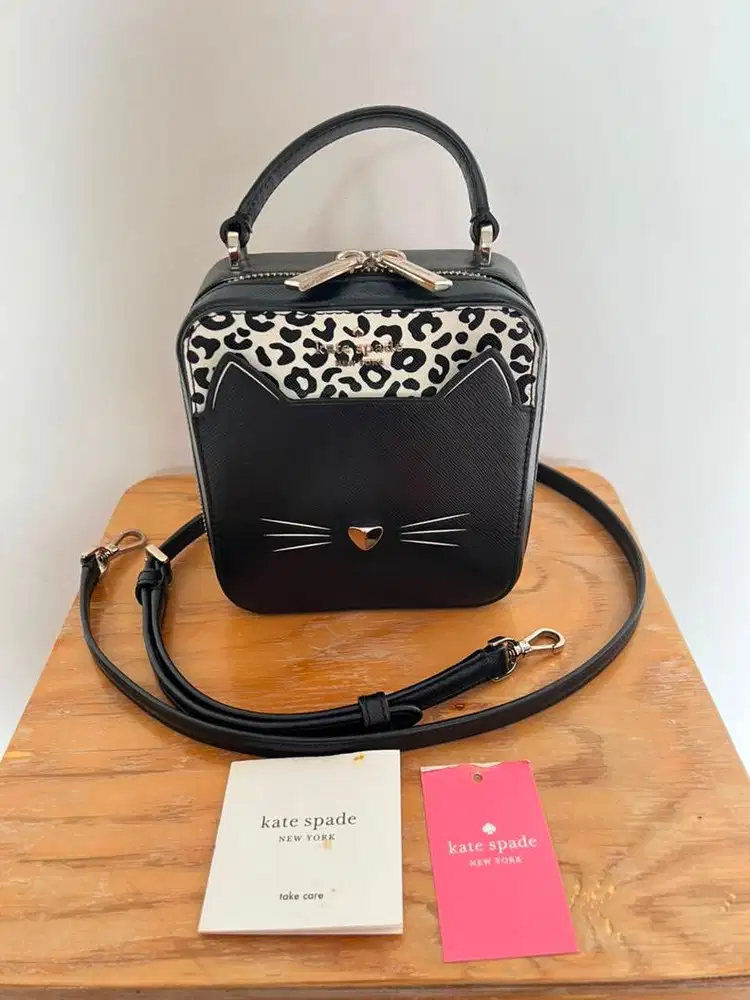 Tas Kate Spade New York Meow Cat Daisy Vanity Crossbody Bag..