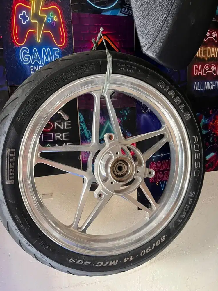 Velk DELKEVIC  ring 14