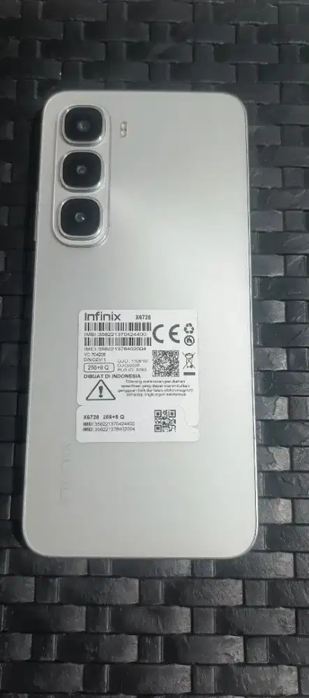 Infinix hot 60i ram8+5/256