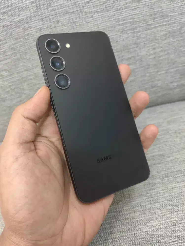 Samsung s23 8/256 5G jaminan spt baru tanpa minus