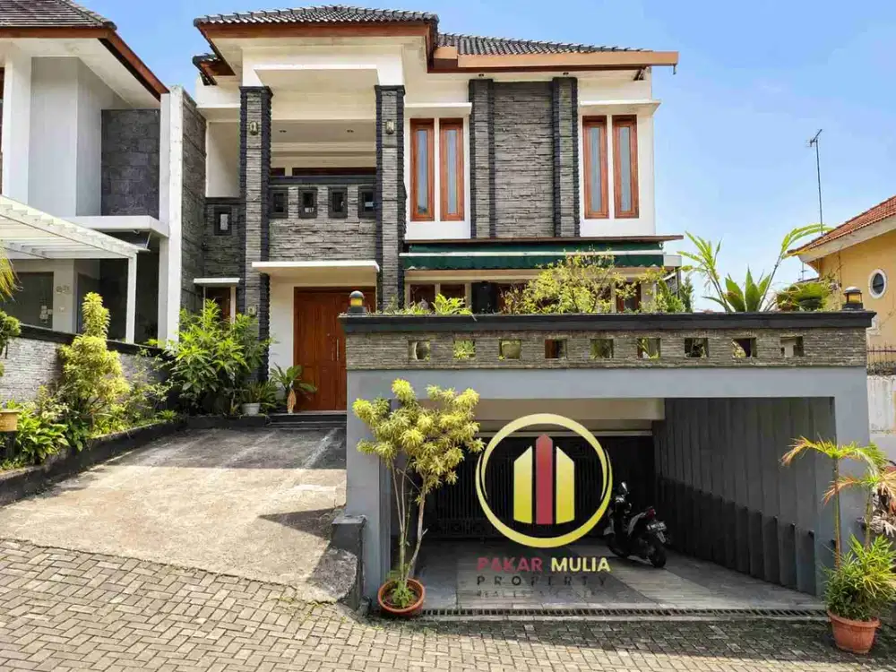 Rumah di Alamanda Dago Permai Tubagus Ismail Bandung