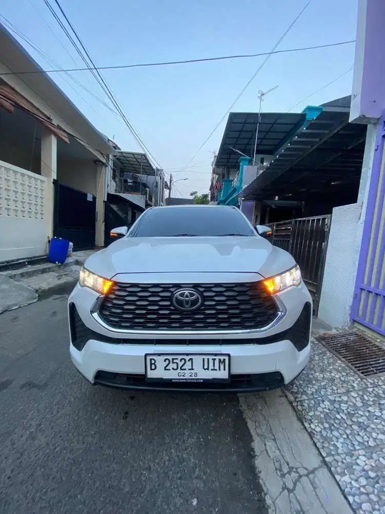 Toyota Kijang Innova 2023 Bensin