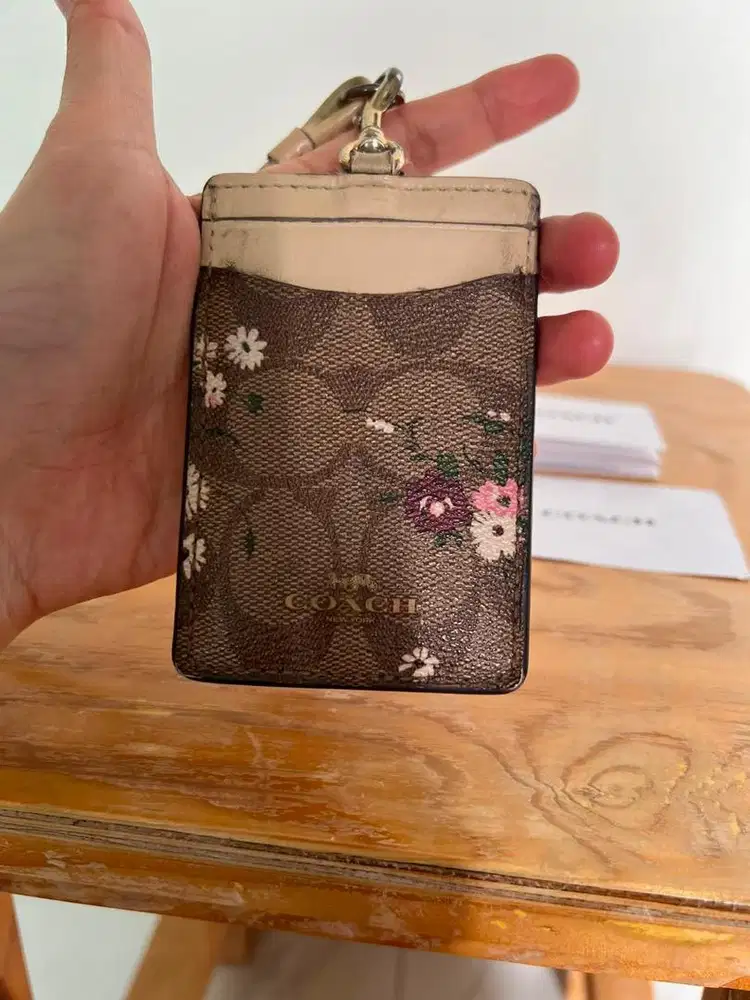 Coach ID Lanyard in Signature Canvas with Evergreen Floral Print