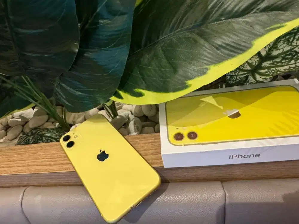Iphone 11 128gb BH masih tinggi original