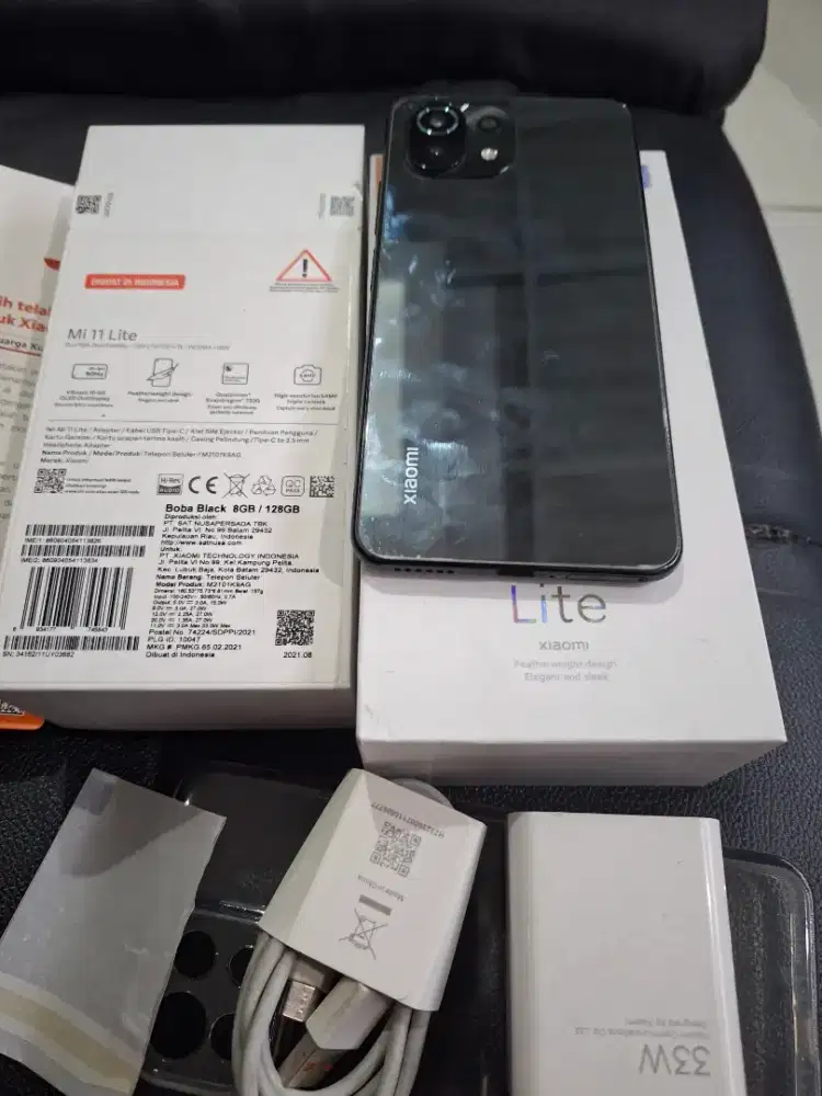 Xiaomi mi 11 lite. 8/128