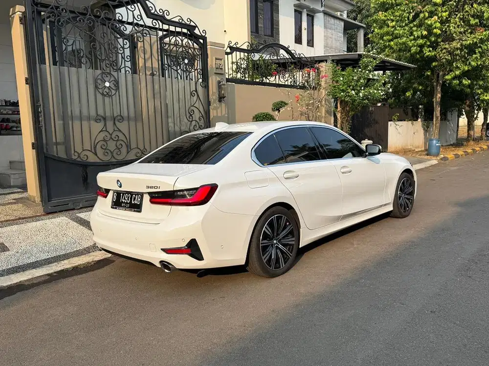 Dijual BMW 320i Cakeppp