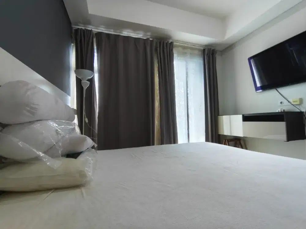 Disewakan Apartemen Puri Mansion Studio 26 m2 Fasilitas Hotel Bintang Empat Harga Termurah