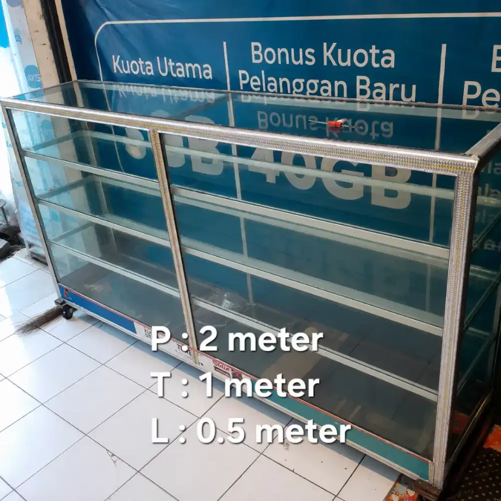 Dijual Etalase Kaca 2 Meter Etalase Bekas Toko Jualan Warung
