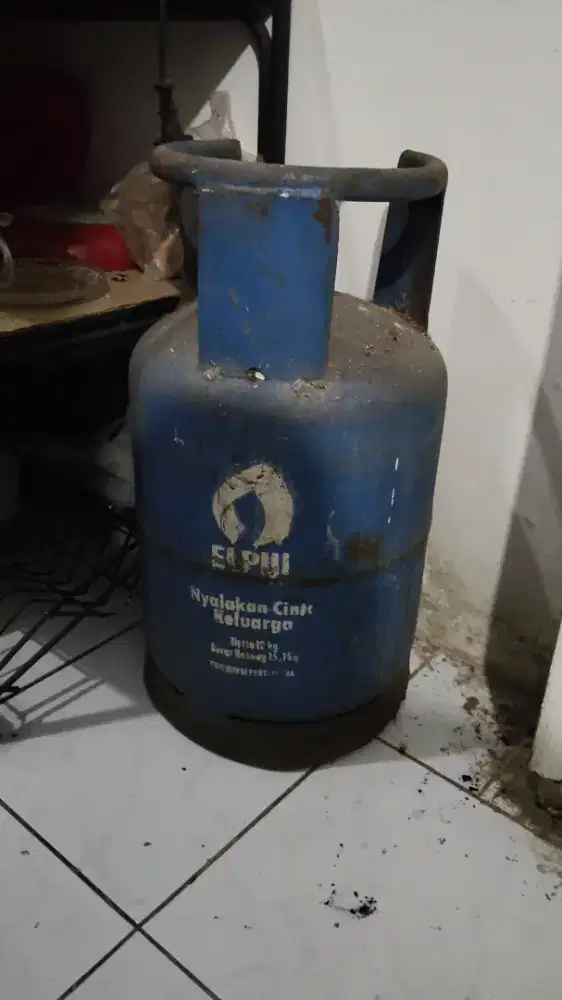 Tabung gas elpiji 12 kg