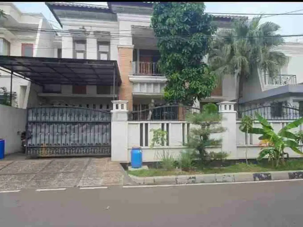 rumah 2 lantai luas di cempaka putih jakarta pusat