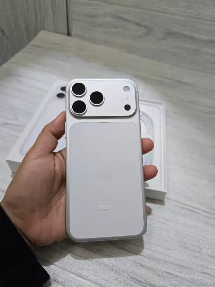 IPHONE 17 PROMAX 512GB SILVER LIKE NEW IBOX