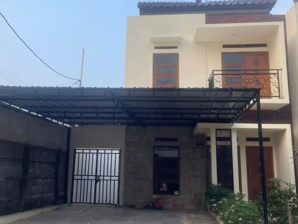 Rumah 2 Lantai 10 Menit ke Pintu Tol Bambu Apus 1 Dibantu KPR J-28397