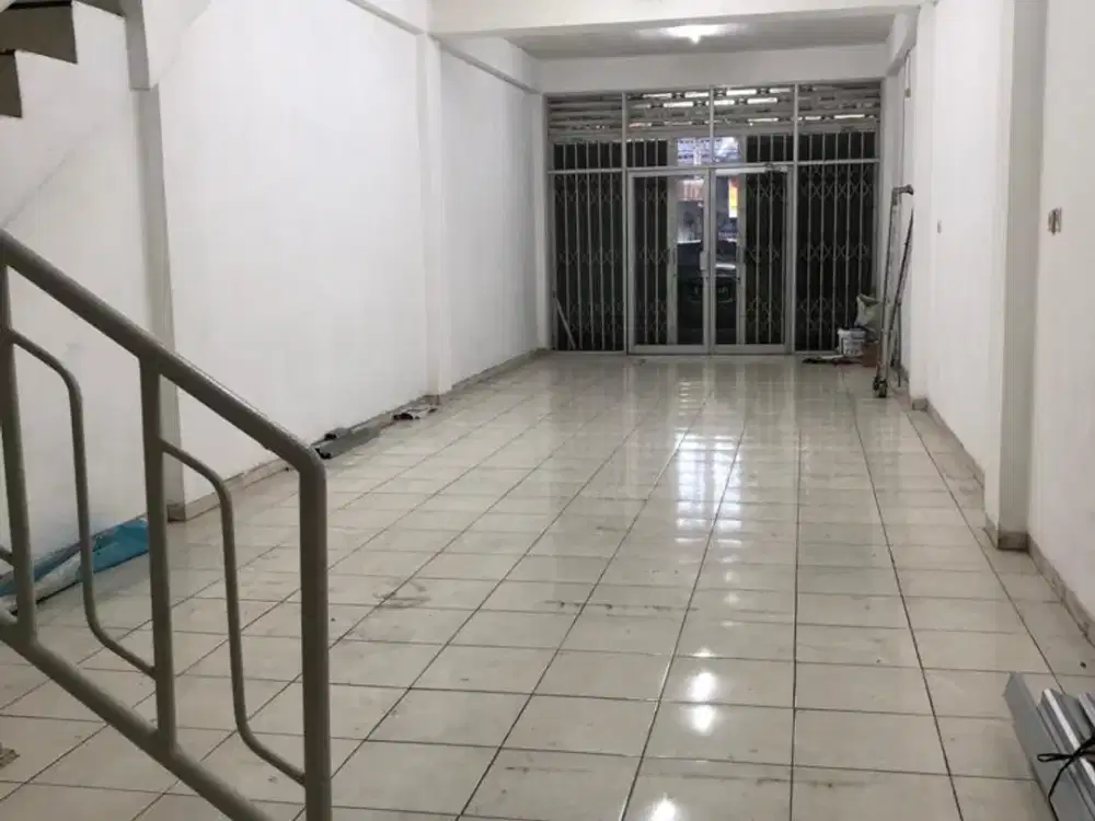 DISEWAKAN RUKO KARANG EMPAT BESAR