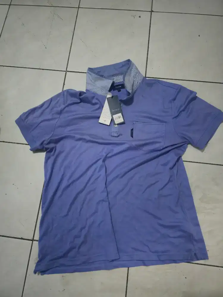 kaus baru eropa top dieropa ukuran m tapi L bisa pake tapi fit
