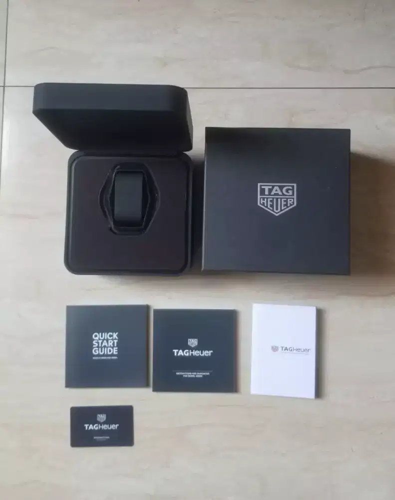 Box tag heuer connected original