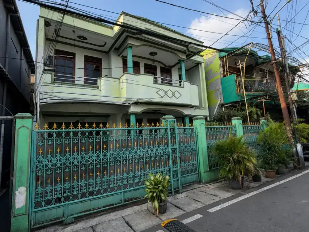 Dijual murah rumah siap huni, bebas banjir di Kayu manis, Matraman