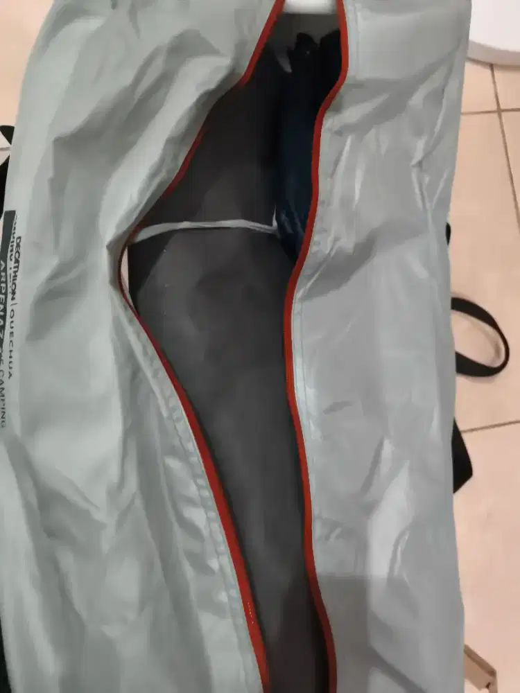 Like new! Baru sekali pakai tenda Decathlon Quechua Arpenaz 4.2