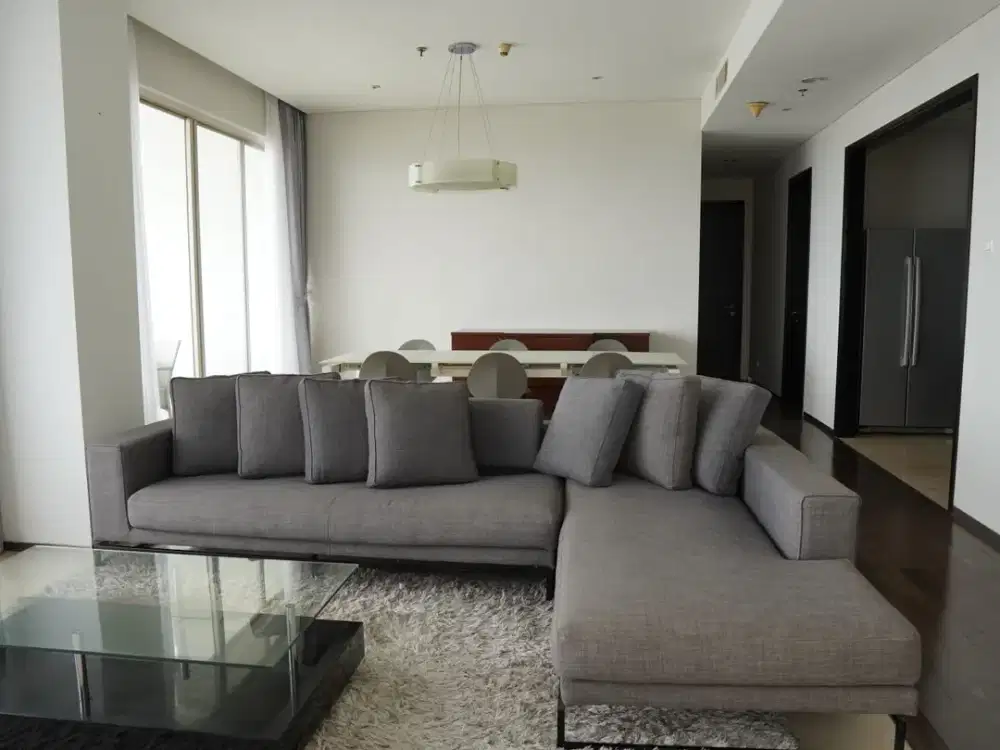 Nirvana Kemang 303m2 corner unit bagus private lift