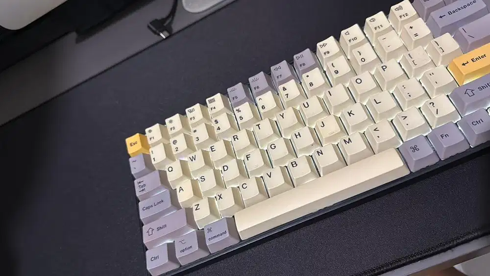 Keyboard Keychron K2 Version 2 bonus Keycap Mulus Fullset