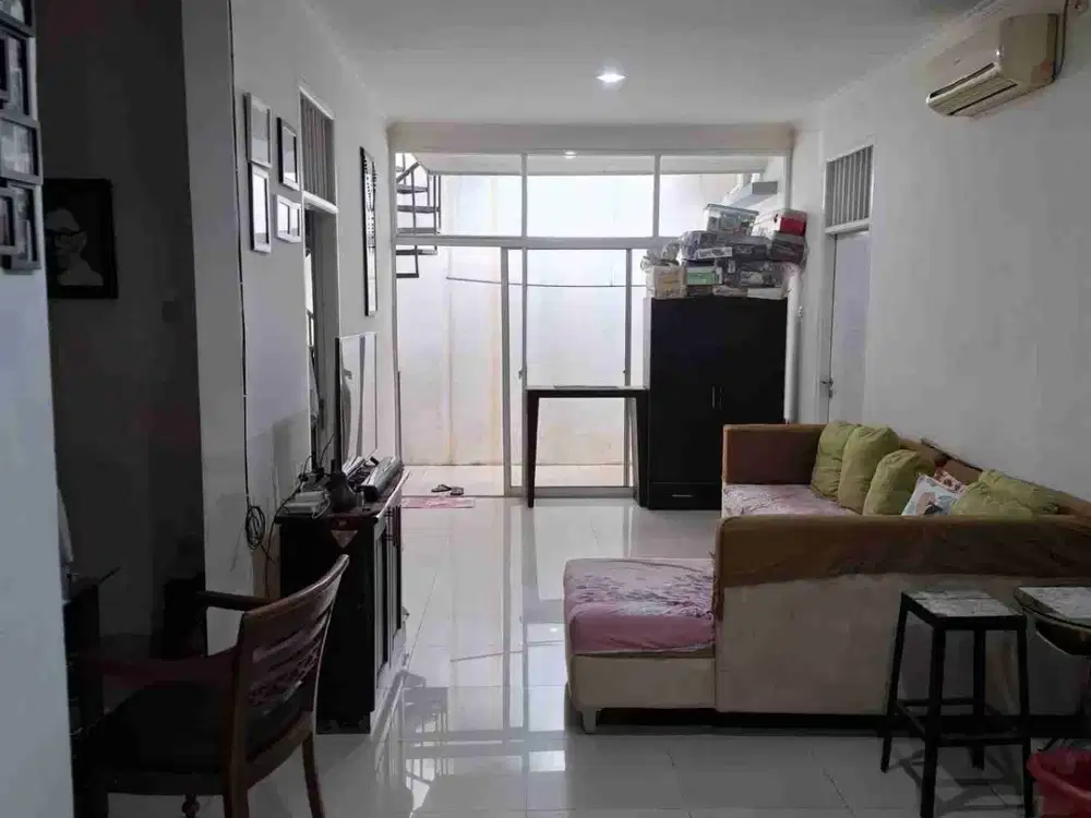 DIJUAL RUMAH SEKTOR 1B GADING SERPONG
