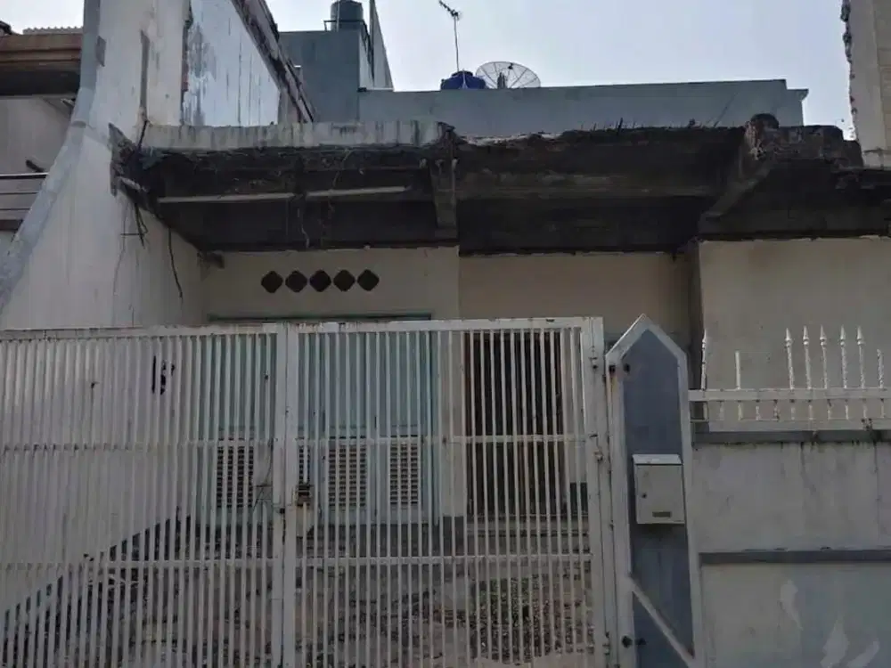 Rumah tua rusak Grisenda Pik, hitung tanah saja, murah