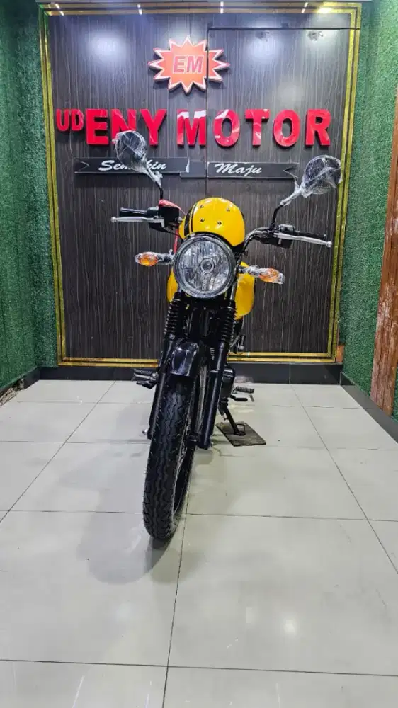 UD ENY MOTOR - Kawasaki W175 CAFE thn 2019