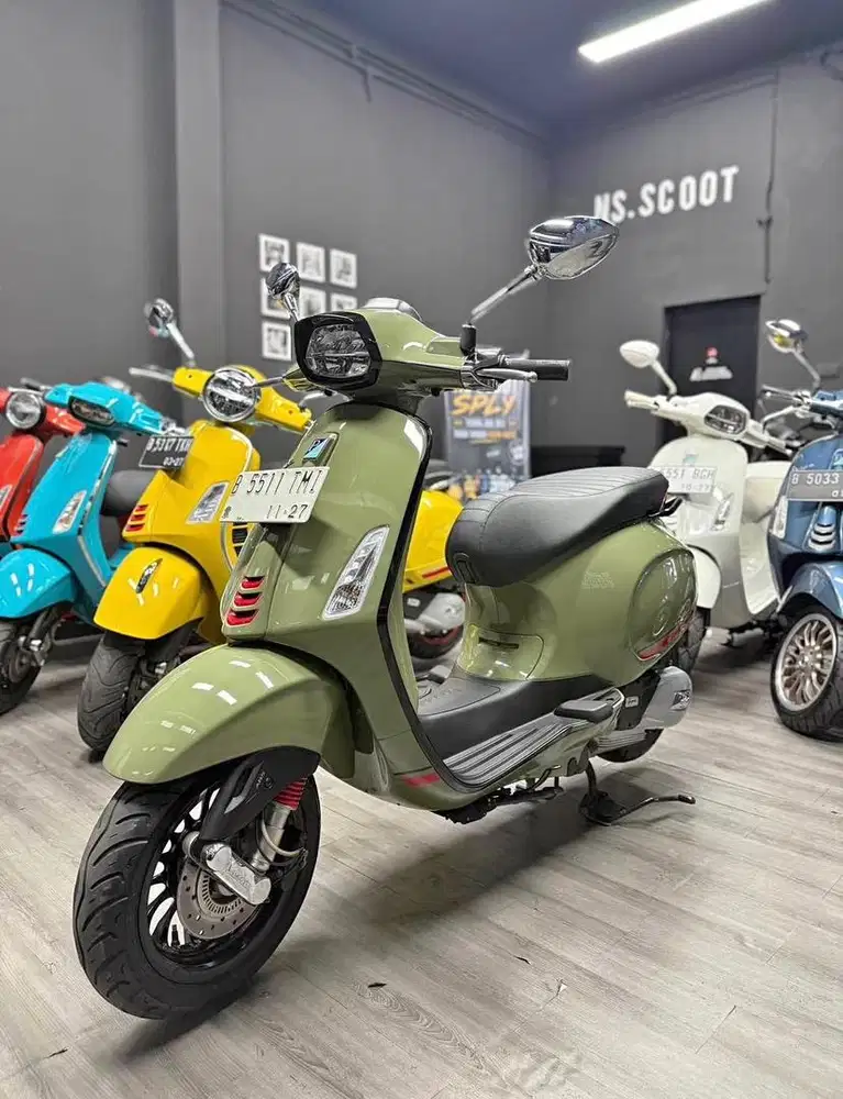 vespa sprint 2022 very low km