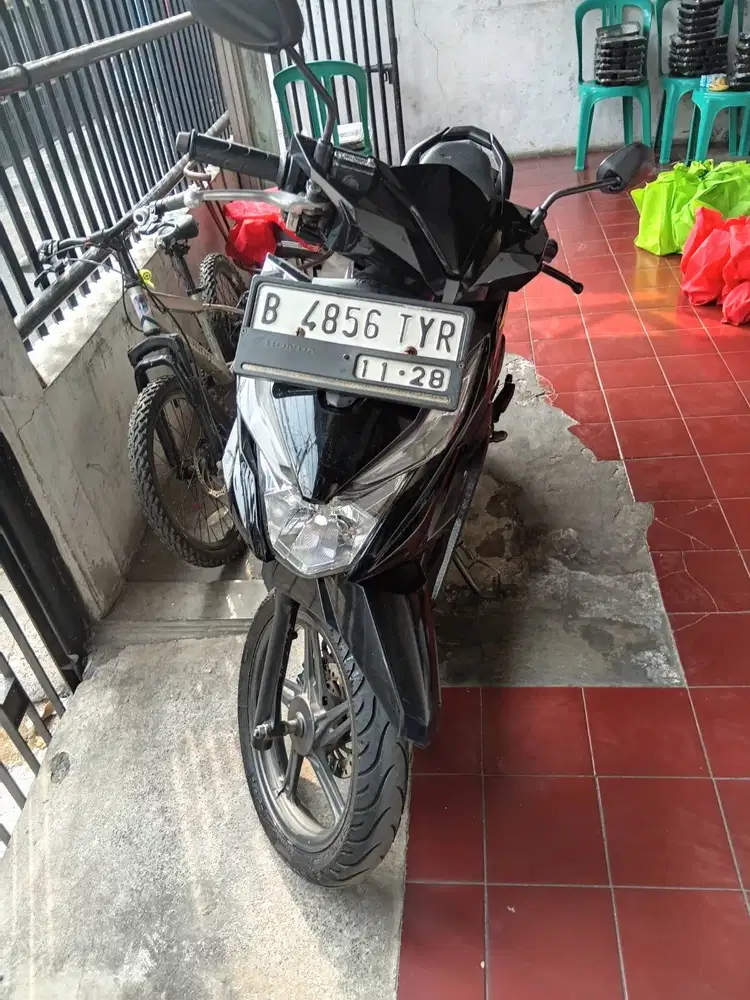 Jual santai harga kemerdekaan