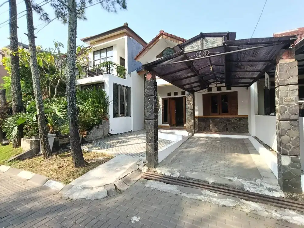 Disewakan Dikontrakan Rumah di Cluster Komplek Pinus Regensi